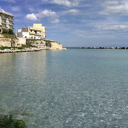 Paros شقة أوترانتو