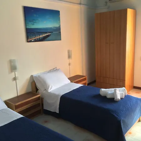 Paros